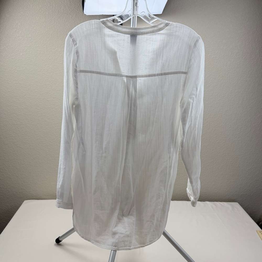 Old Navy white Long Sleeve Top - Picture 2 of 7